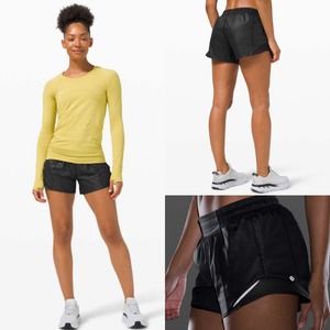 Lululemon Hotty Hot Short II Long 4" *Emboss
Honeycomb Emboss Black! EUC